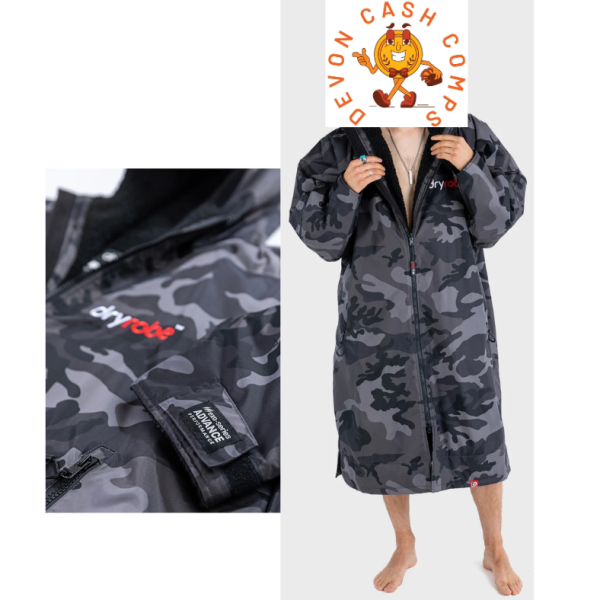 ADULTS DRYROBE OR £125 Cash Alternative