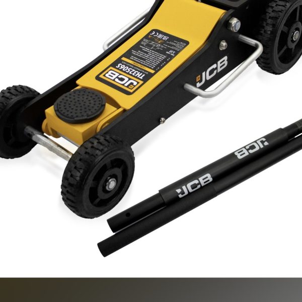 JCB HEAVY DUTY TROLLEY JACK IDEAL FOR THE 4X4 BOYZ!!